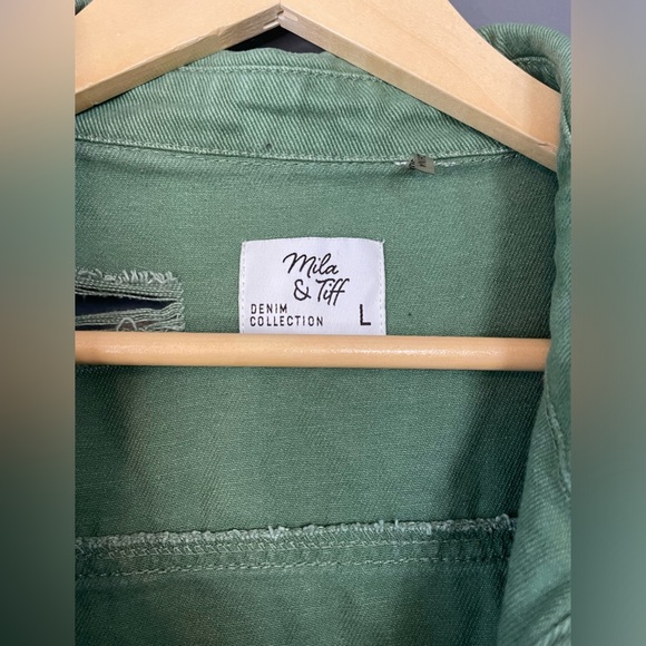 Mila & Tiff size‎ Large - Picture 2 of 5